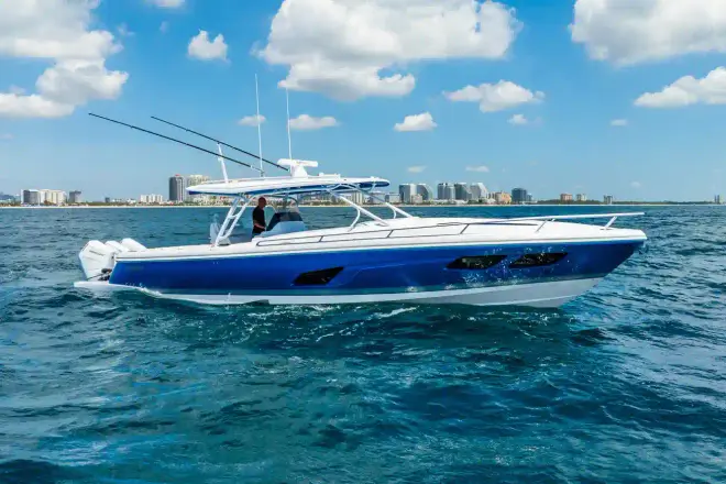 Intrepid 41 Valor