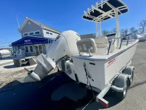 Thumbnail von Boston Whaler 190 Montauk