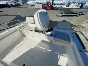 Thumbnail von Boston Whaler 190 Montauk