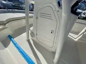 Thumbnail von Boston Whaler 190 Montauk