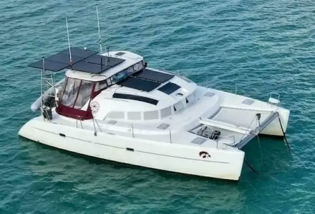 Lagoon 380 Herkee
