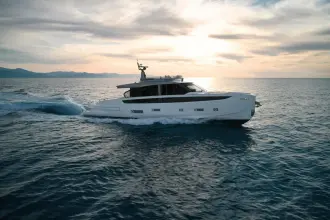 Thumbnail von Azimut Seadeck 7