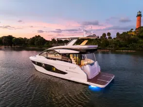 Thumbnail von Cruisers Yachts 50 FLY