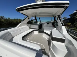 Thumbnail von Sea Ray 320 Sundancer Outboard