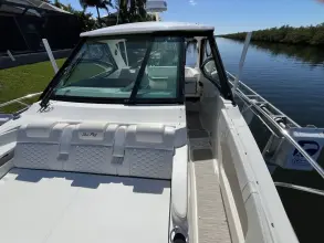 Thumbnail von Sea Ray 320 Sundancer Outboard