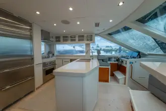 Thumbnail von Lazzara Yachts 76 Motor Yacht WHISTLE