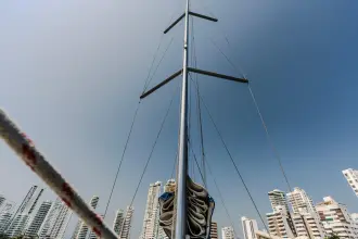 Thumbnail von Beneteau Oceanis 41 Tonic III