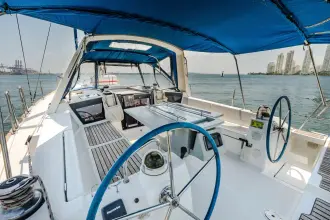 Thumbnail von Beneteau Oceanis 41 Tonic III