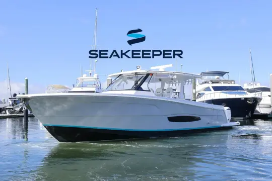 Regal 38 SAV
