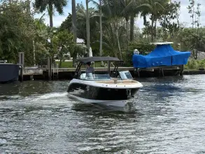 Thumbnail von Sea Ray SDX 270 Outboard