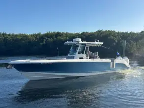 Thumbnail von Boston Whaler 330 Outrage