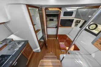 Thumbnail von Boston Whaler 405 Conquest