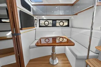 Thumbnail von Boston Whaler 405 Conquest