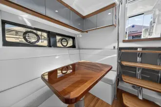 Thumbnail von Boston Whaler 405 Conquest