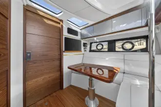 Thumbnail von Boston Whaler 405 Conquest