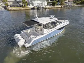 Thumbnail von Boston Whaler 405 Conquest