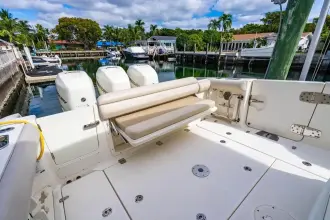 Thumbnail von Boston Whaler 350 Outrage