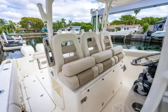 Thumbnail von Boston Whaler 350 Outrage
