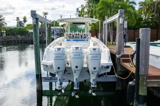 Thumbnail von Boston Whaler 350 Outrage