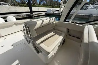 Thumbnail von Boston Whaler 320 Vantage