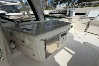 Thumbnail von Boston Whaler 320 Vantage