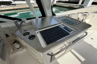 Thumbnail von Boston Whaler 320 Vantage