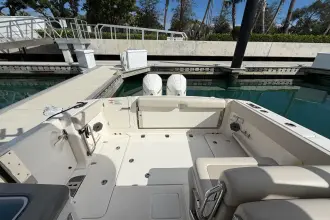 Thumbnail von Boston Whaler 320 Vantage