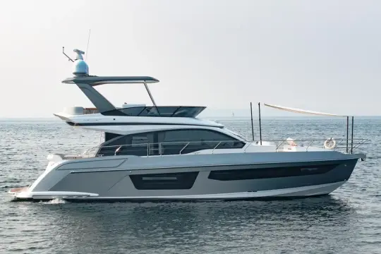 Azimut Fly 53