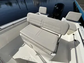 Thumbnail von Boston Whaler 170 Montauk