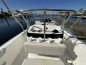 Thumbnail von Boston Whaler 170 Montauk