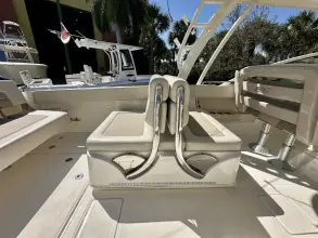 Thumbnail von Boston Whaler 320 Vantage