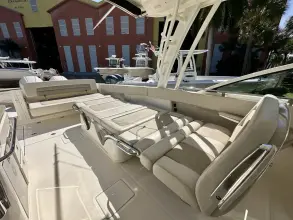 Thumbnail von Boston Whaler 320 Vantage