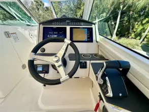 Thumbnail von Boston Whaler 320 Vantage