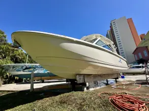 Thumbnail von Boston Whaler 320 Vantage