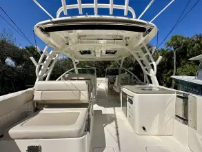 Thumbnail von Boston Whaler 320 Vantage