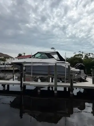Sea Ray 320 DA OB