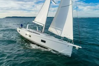 Thumbnail von Beneteau Oceanis 51.1