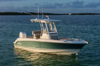Thumbnail von Boston Whaler 230 Outrage