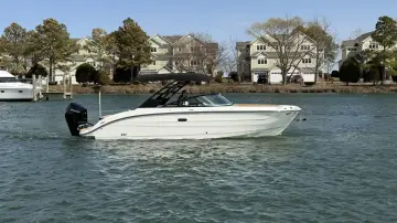 Sea Ray SDX 270 Outboard