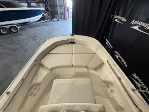 Thumbnail von Boston Whaler 170 Montauk
