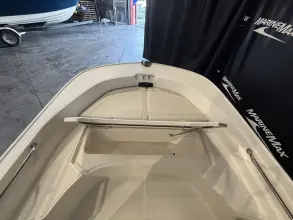 Thumbnail von Boston Whaler 170 Montauk