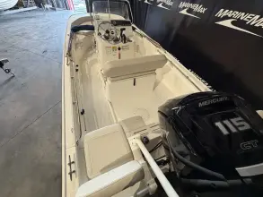 Thumbnail von Boston Whaler 170 Montauk