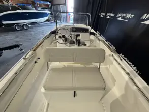 Thumbnail von Boston Whaler 170 Montauk