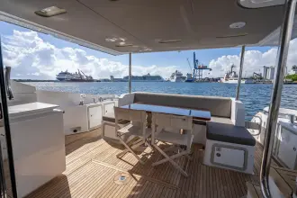 Thumbnail von Azimut 66