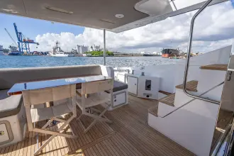 Thumbnail von Azimut 66