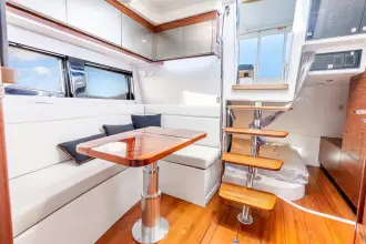 Thumbnail von Boston Whaler 405 Conquest True Companion
