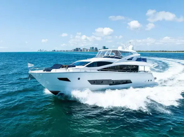 Sunseeker 86 Yacht Sea Zar