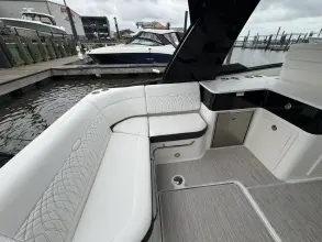 Thumbnail von Sea Ray 370 Sundancer Outboard