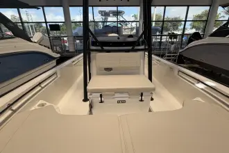 Thumbnail von Boston Whaler 190 Montauk
