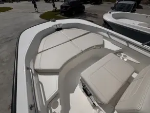 Thumbnail von Boston Whaler 170 Montauk